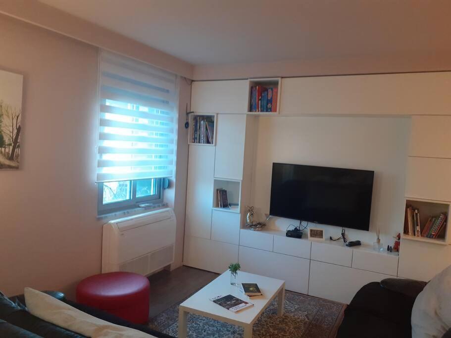 View Apartment *